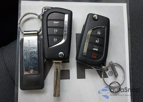 2025 Toyota Corolla Le z USA, uszkodzony, nr VIN 5YFB4MDE6SP330003